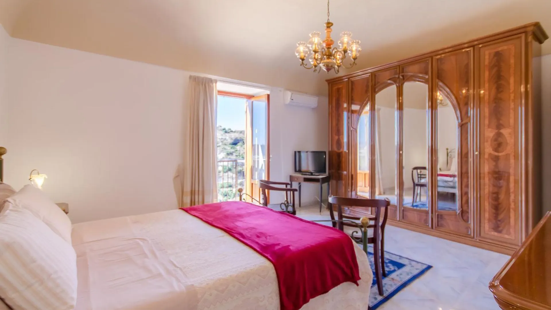 La Dimora Di Don Pietro Amazing View Apartment Modica Italy
